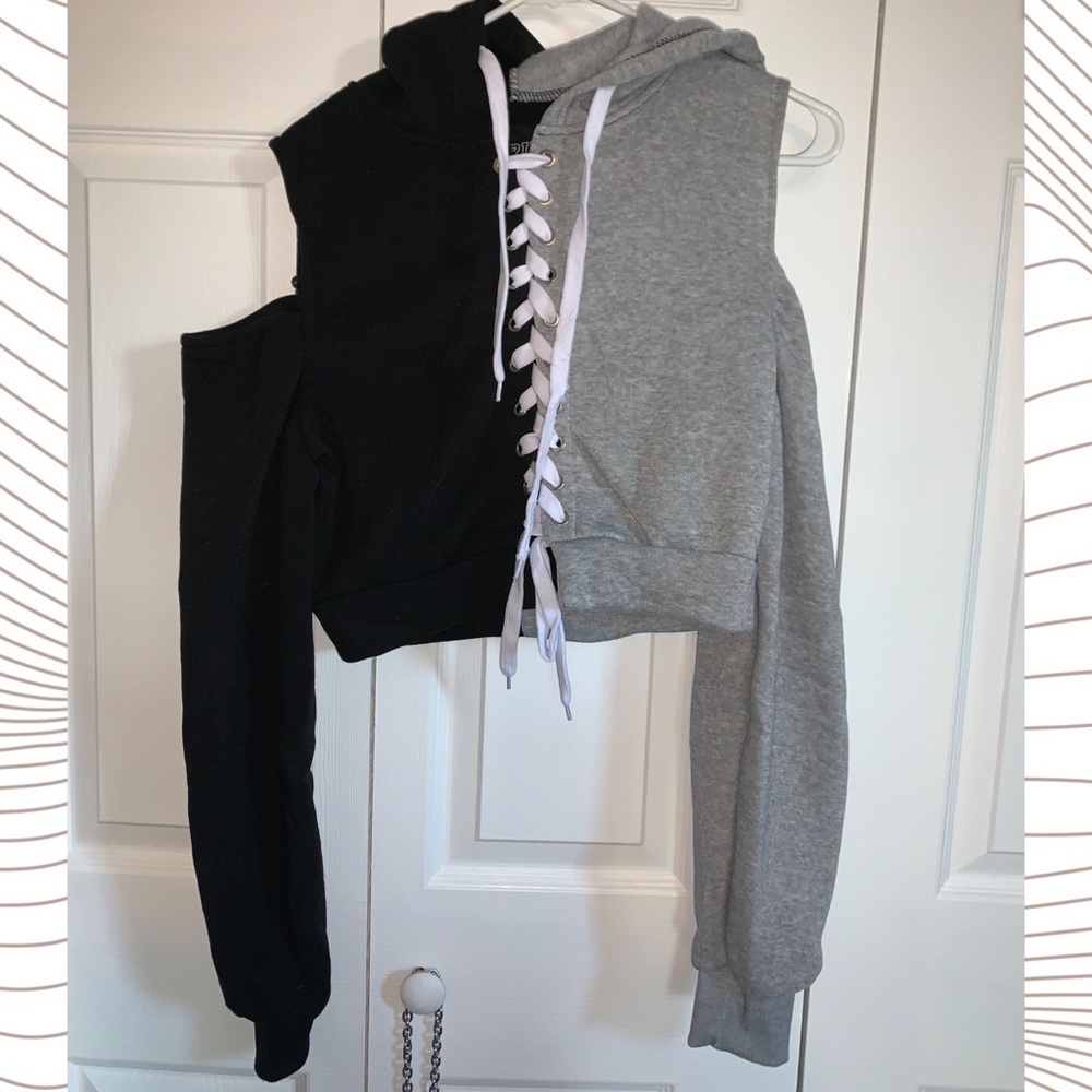 Half&Half Cropped Sweater